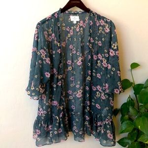 American Eagle Outfitters Floral Kimono